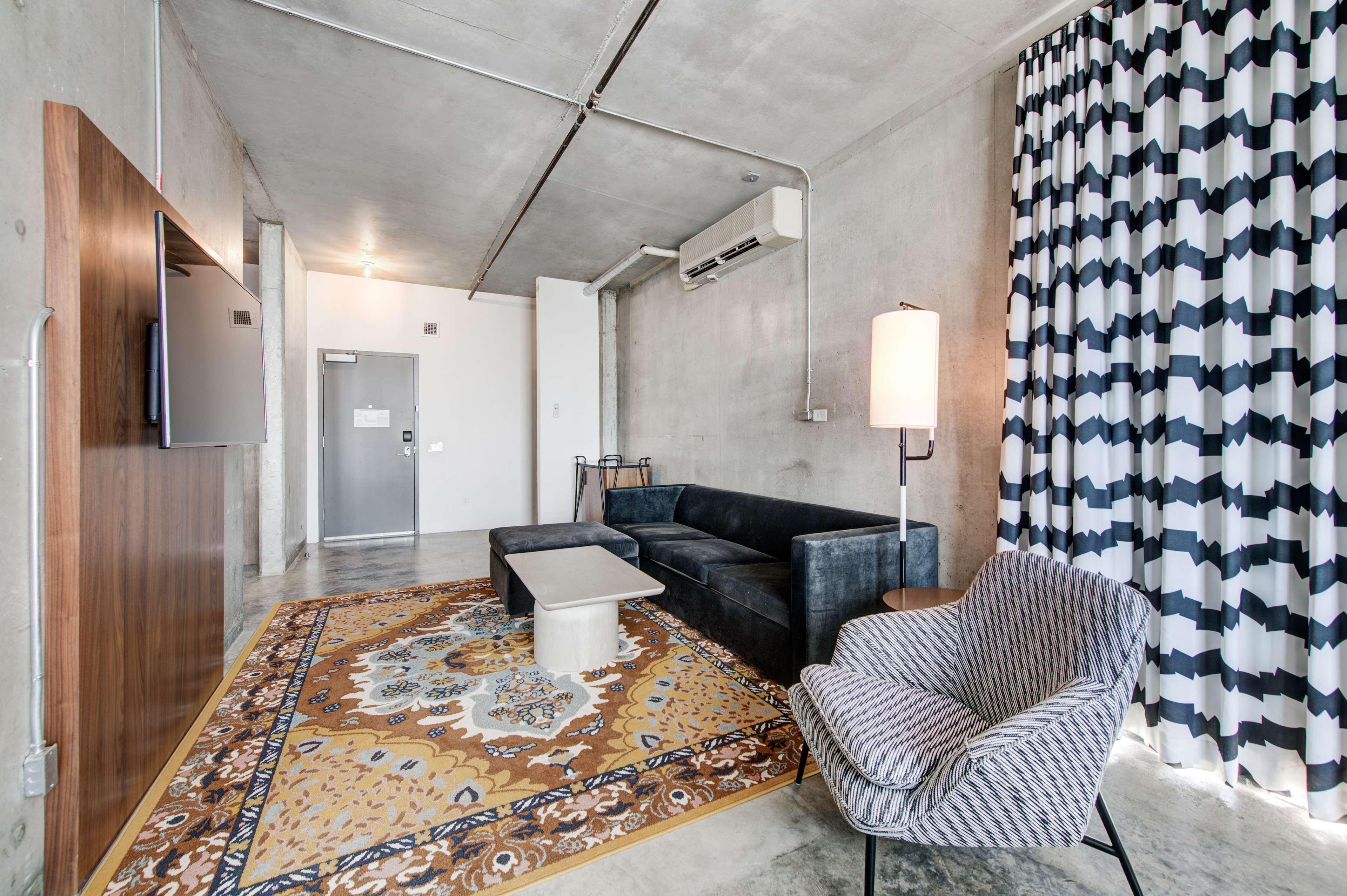 Nylo Las Colinas Hotel, Tapestry Collection By Hilton Irving Extérieur photo