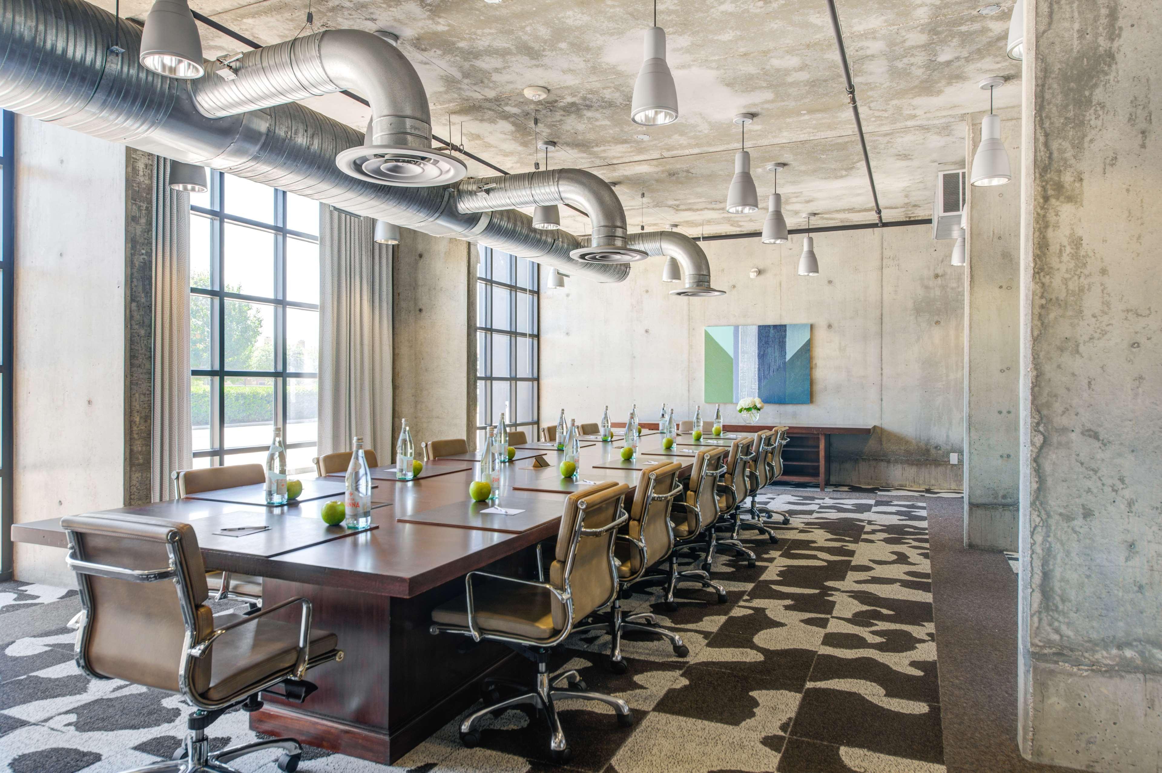 Nylo Las Colinas Hotel, Tapestry Collection By Hilton Irving Extérieur photo