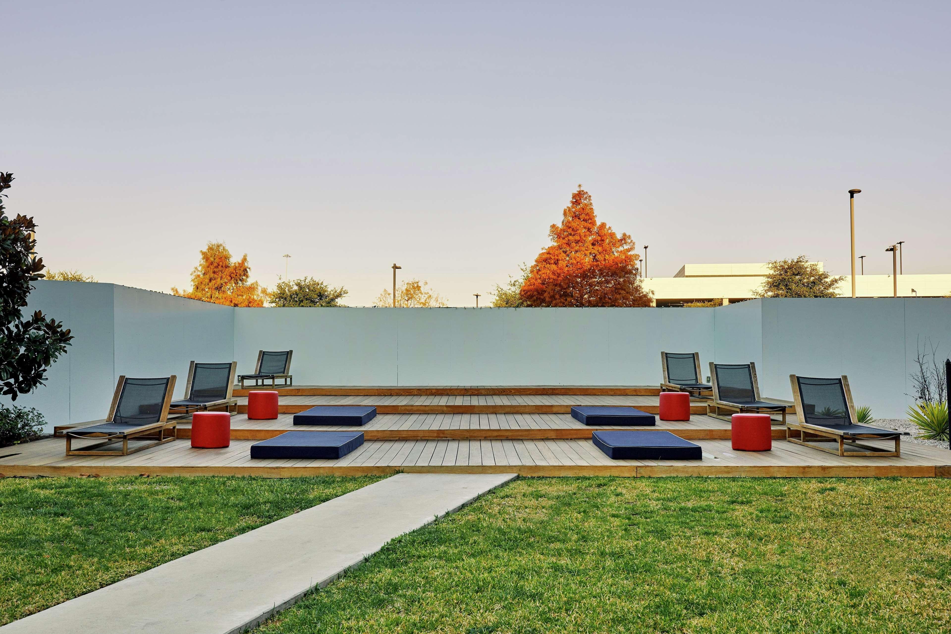 Nylo Las Colinas Hotel, Tapestry Collection By Hilton Irving Extérieur photo