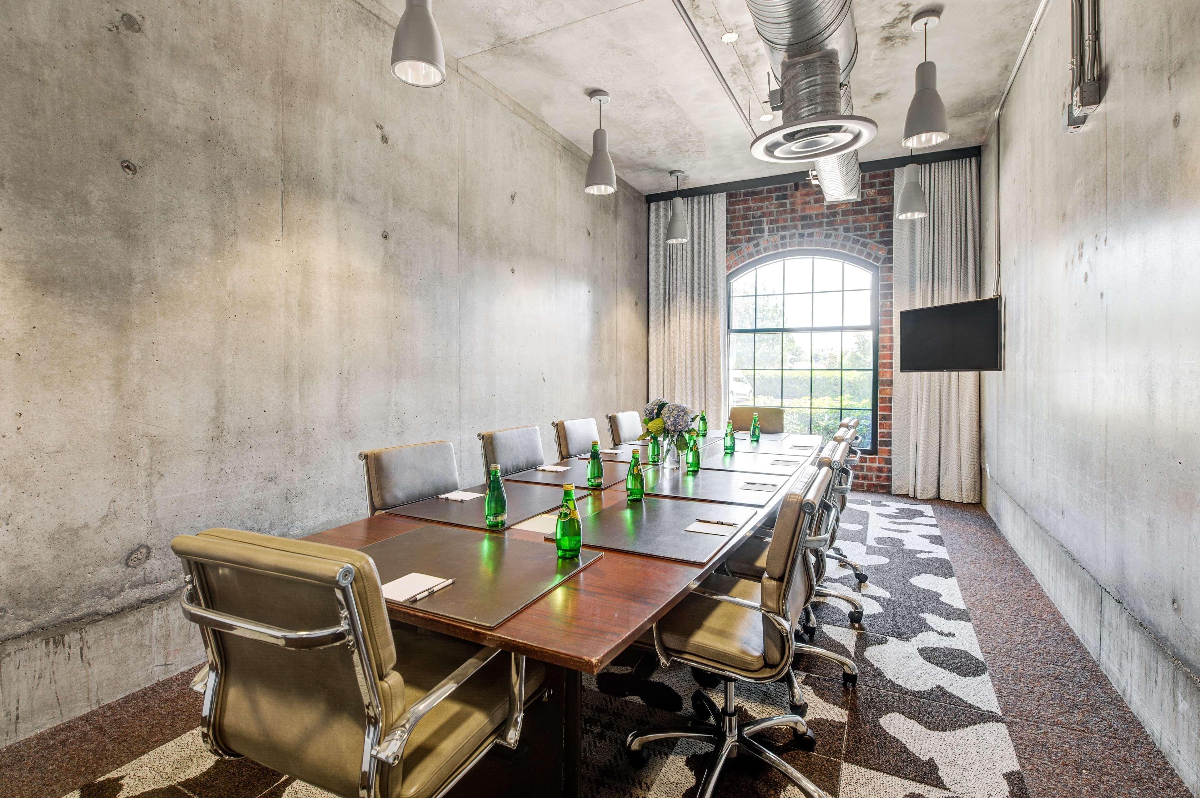 Nylo Las Colinas Hotel, Tapestry Collection By Hilton Irving Extérieur photo