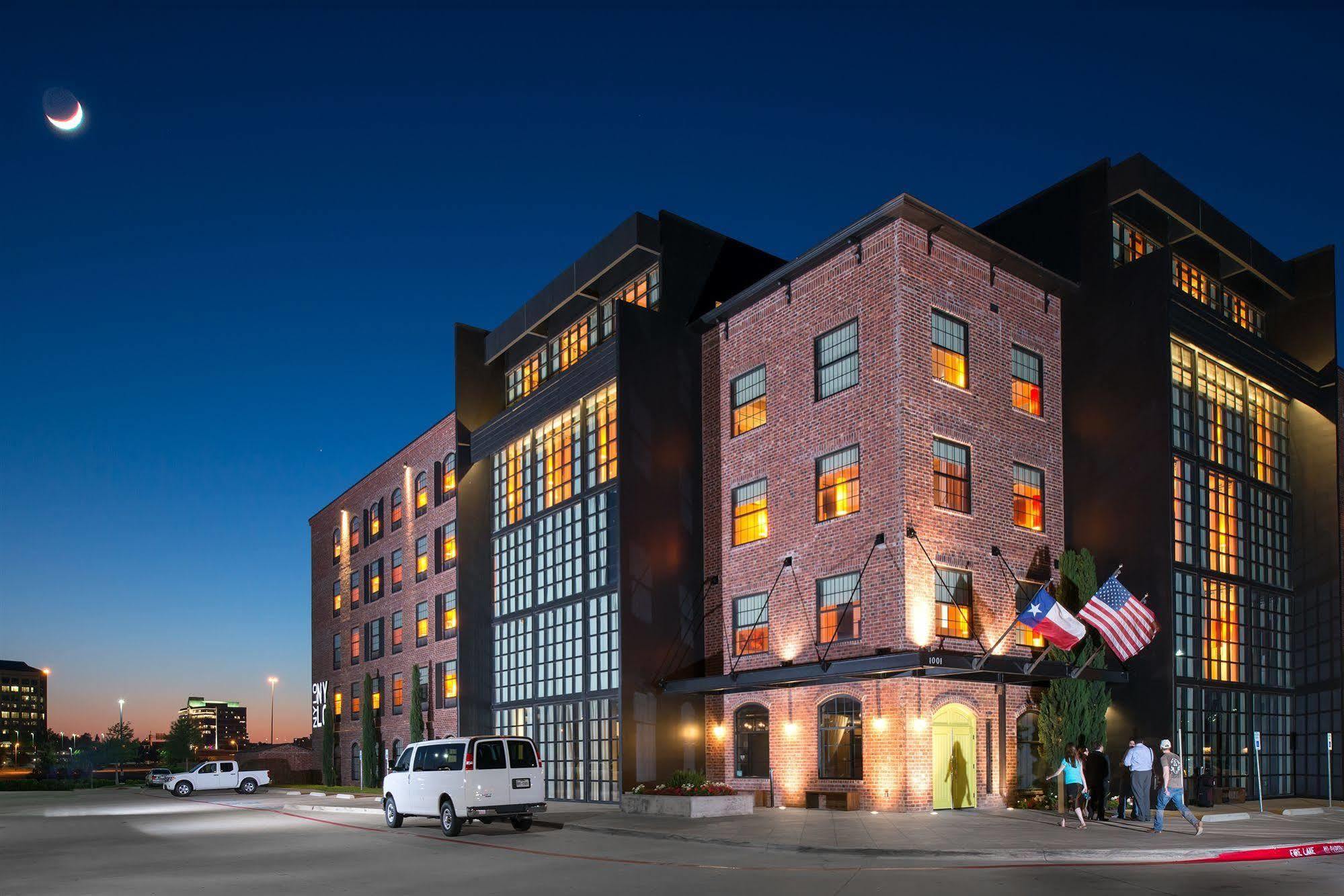 Nylo Las Colinas Hotel, Tapestry Collection By Hilton Irving Extérieur photo